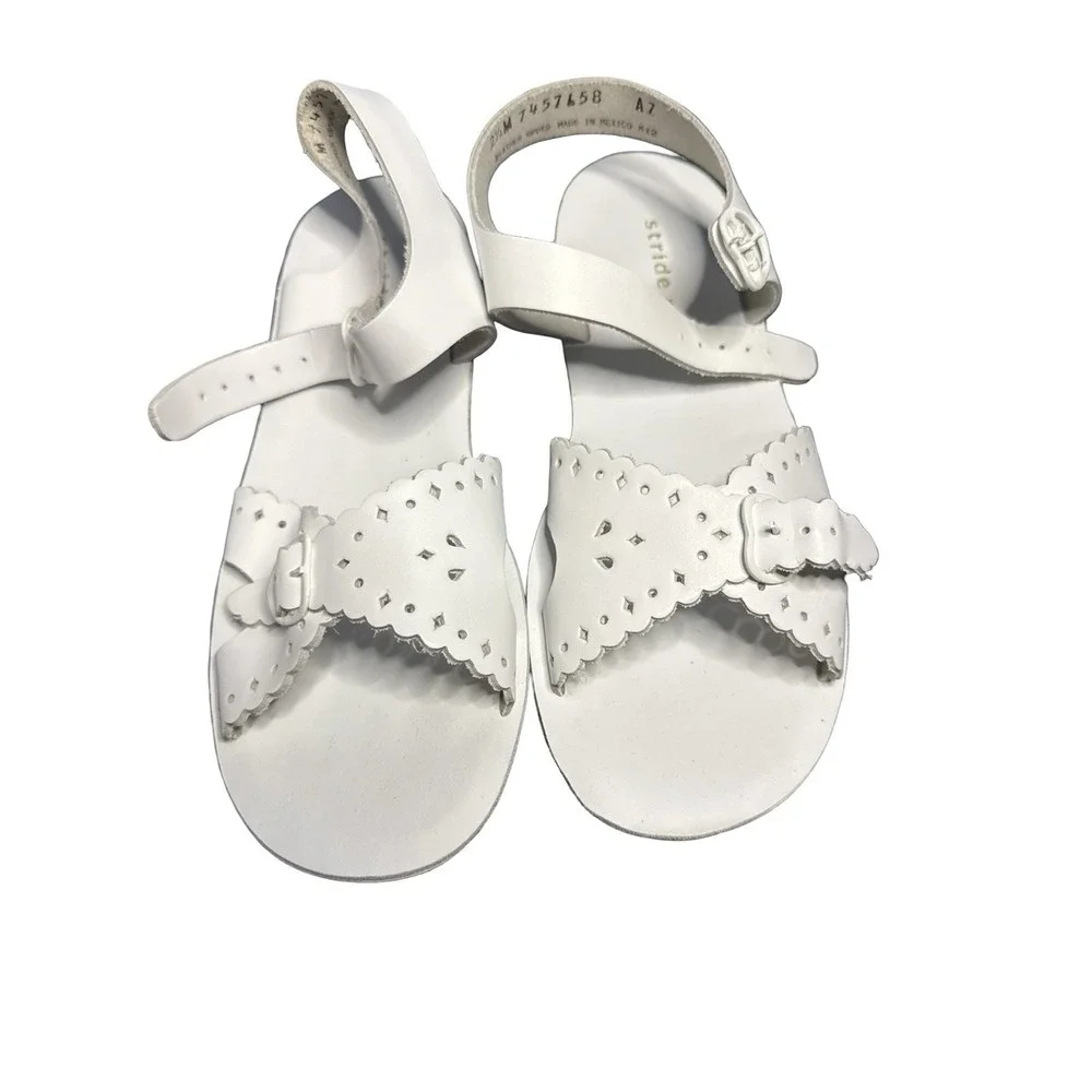 Vintage Stride Rite Sandals White Leather Scallop edges girls size‎ 2.5 M NEW